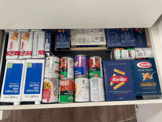 Lebensmittel sind teuer in Zim - jeder Stauraum ist genutzt