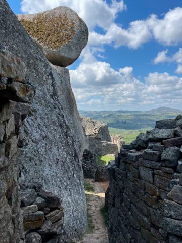 enge Durchgänge von Kammer zu Kammer